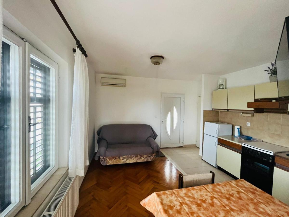 Villa Tajnikov Χβαρ Εξωτερικό φωτογραφία
